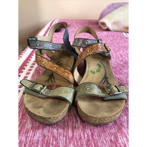L'artiste Spring Strappy Wedge Sandals Buckles Flower EUR 40 / US 9.5 - Picture 1 of 7